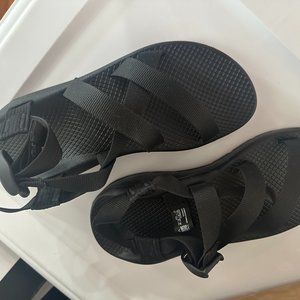 NWT Chaco Banded Z Cloud Sandal- Black